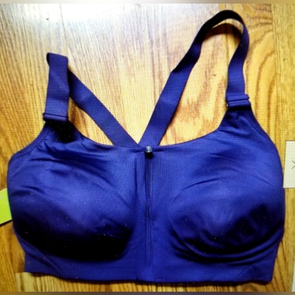 NWT HIGH SUPPORT BRA ALL IN MOTION MOISTURE WICKING FRONT CLOSURE ADJUSTABLE